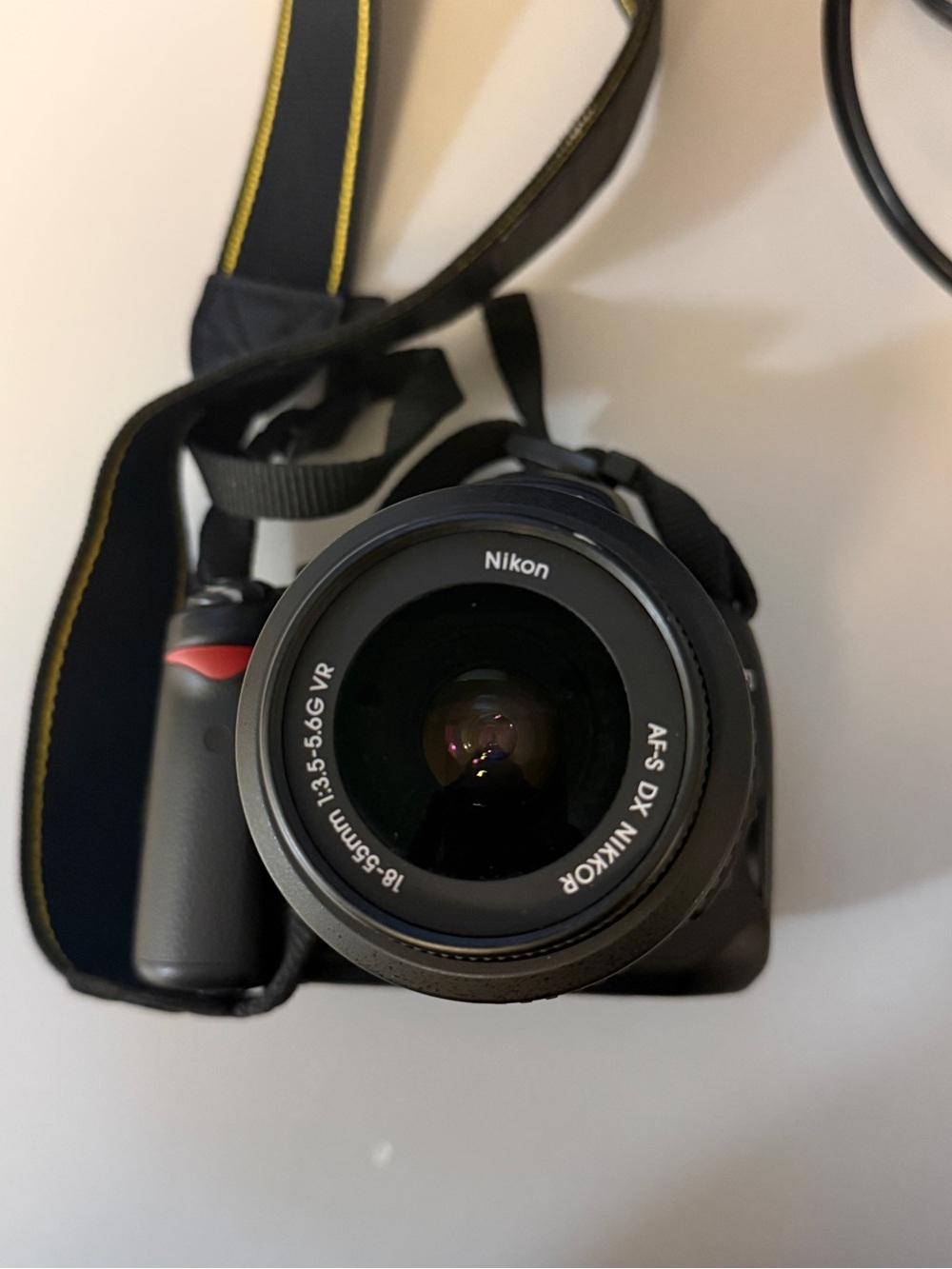 Nikon D5000 18-55mm VR Kit - Picture 3 of 5